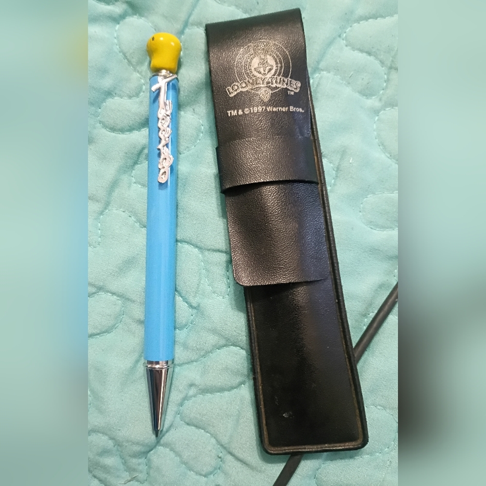 Warner Bros. Blue Pen with Tweety
